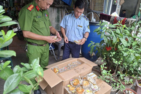 Hà Nội siết chặt thị trường bánh Trung thu: Đẩy lùi hàng lậu, kém chất lượng