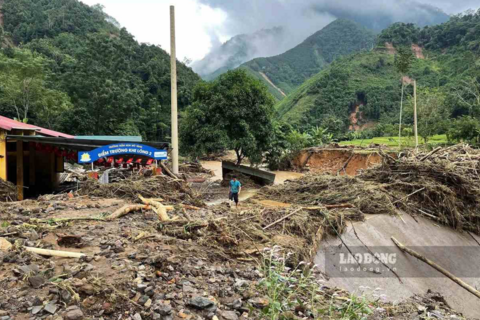 Trường mầm non tại xã vùng cao Lào Cai tan hoang sau lũ quét