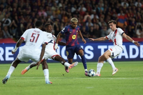 Trận thua PSG là bài học đắt giá cho Barcelona