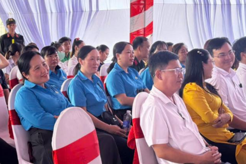 Người dân phấn khởi trước loạt công trình khánh thành, khởi công chào mừng Đại hội