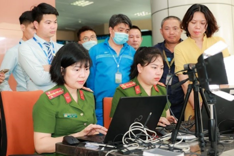 Bộ Công an đề xuất cấp tài khoản định danh điện tử cho trẻ em người nước ngoài