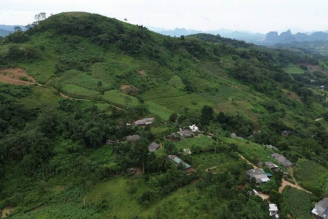 Triền đồi nứt toác, người dân vùng cao Phú Thọ thấp thỏm lo sạt lở