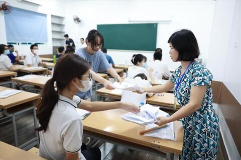 Giáo dục 24h: Giáo viên bị thu lại tiền dạy thêm giờ, Chủ tịch Lào Cai vào cuộc chỉ đạo