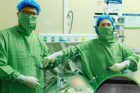 Bé gái 9 tuổi mắc u nang buồng trứng hiếm gặp