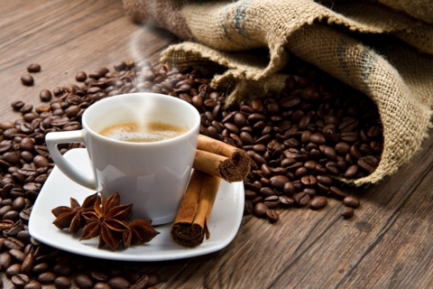 Giá nông sản hôm nay 31/10/2025: Giá cà phê tăng mạnh, hồ tiêu neo vùng giá cao