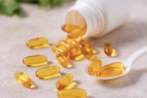 Có nên uống omega-3 và vitamin E cùng nhau