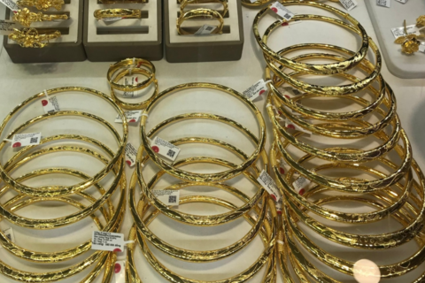 Giá vàng hôm nay 4/11/2025: Vàng tăng nhẹ nhờ Fed sắp hạ lãi suất