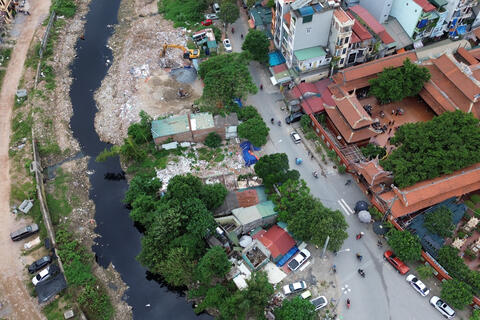 Hà Nội sớm chi trả bồi thường cho 17 hộ dân có nhà bị lún, nứt do thi công trạm bơm tiêu Yên Nghĩa