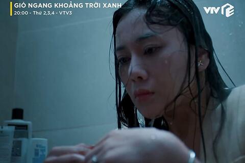 Sau Doãn Quốc Đam, đến lượt Phương Oanh bị góc quay xấu ở Gió ngang khoảng trời xanh