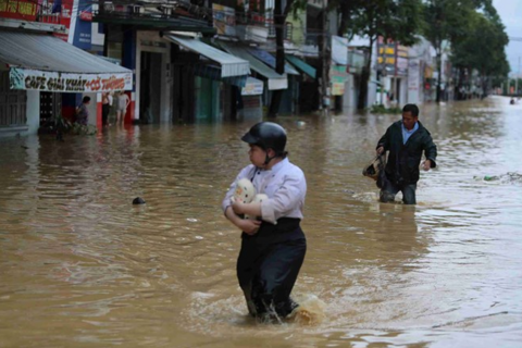 Khánh Hòa chuẩn bị cho học sinh đi học trở lại sau mưa lũ