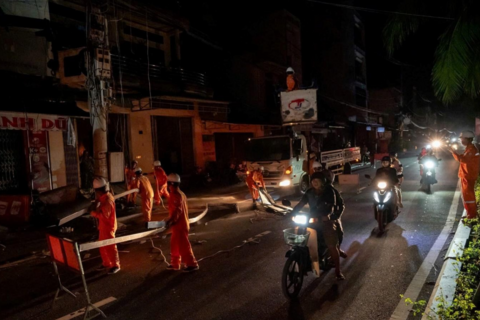 EVN chung tay ủng hộ nhiều địa phương khắc phục hậu quả các cơn bão, lũ lụt trong năm 2025