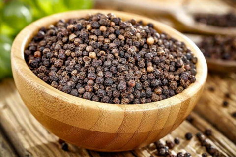 Giá tiêu hôm nay 20/11/2025: Cắt chuỗi tăng liên tiếp