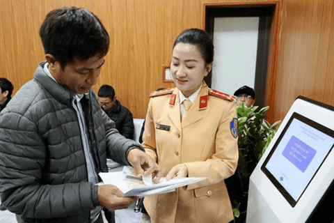 Đề xuất sử dụng dữ liệu điện tử trong sát hạch, cấp đổi giấy phép lái xe
