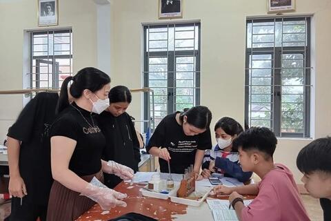 Nhân viên trường học kỳ vọng đề xuất nâng phụ cấp từ 2026 sớm được triển khai, giúp ổn định thu nhập, tiếp thêm động lực yên tâm gắn bó với nghề.