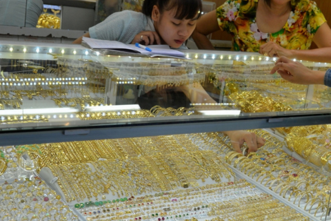 Giá vàng hôm nay 04/12/2025: Giá vàng SJC, giá vàng nhẫn, vàng thế giới