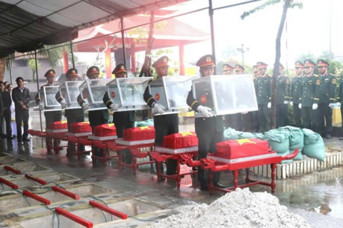 Phát hiện 6 hài cốt liệt sĩ tại Quảng Trị, đã tổ chức truy điệu và an táng