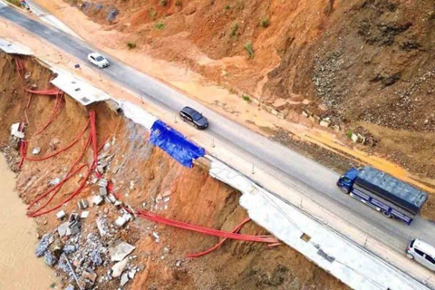 Bộ Xây dựng đã phân bổ 138,3 tỉ đồng cho Tuyên Quang sửa quốc lộ