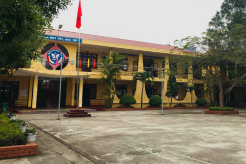 Truy trách nhiệm vụ nhiều giáo viên bị chậm chi trả tiền lương, dạy thêm giờ