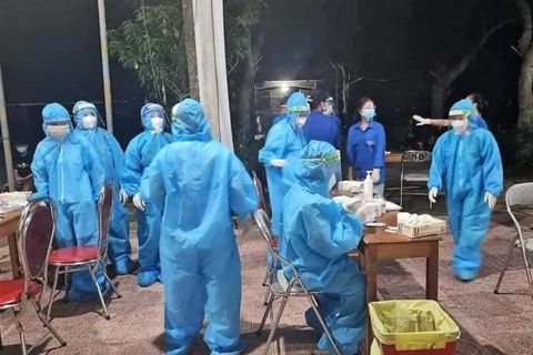 Nhân viên y tế ở Nghệ An chưa được nhận phụ cấp chống dịch COVID-19