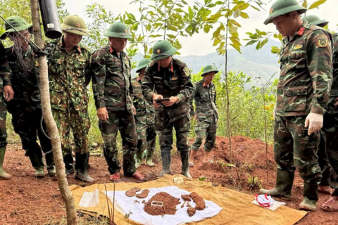 Phát hiện hài cốt liệt sĩ ở rừng tràm Quảng Trị