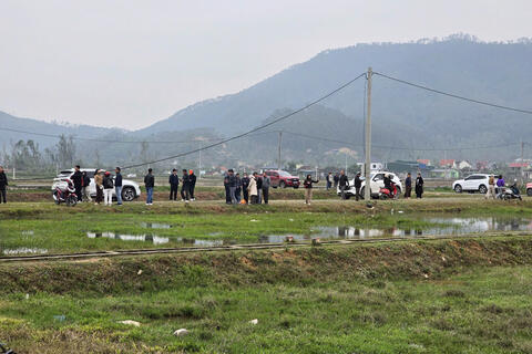 Làng quê ở Nghệ An nhộn nhịp người đi mua bán đất vì thông tin quy hoạch