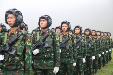 Cán bộ chỉ huy quân đội cần tiêu chí gì để hưởng chính sách trọng dụng nhân tài?