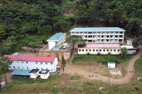 Giáo dục 24h: Giáo viên bức xúc kéo dài chờ đợi tiền dạy thêm giờ