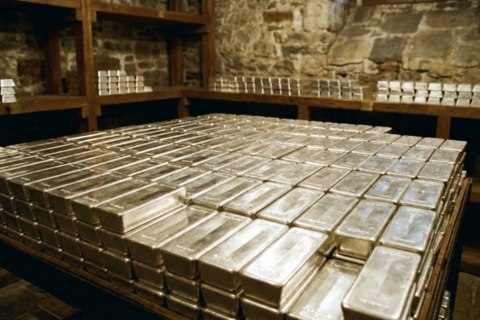 Giá bạc hôm nay 12/2/2026: Bạc Phú Quý bật tăng hơn 130.000 đồng/lượng