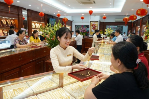 Giá vàng hôm nay 25/2: Tăng hay giảm trước ngày vía Thần tài