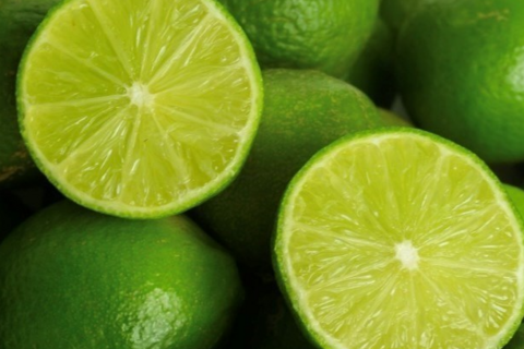 Loại nước ép giúp cơ thể đào thải axit uric sau Tết