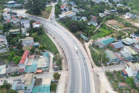 Tuyến đường 6 làn xe gần 500 tỉ đồng ở cửa ngõ Tây Bắc