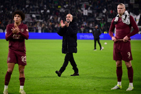 Lý do Pep Guardiola nên ở lại Man City