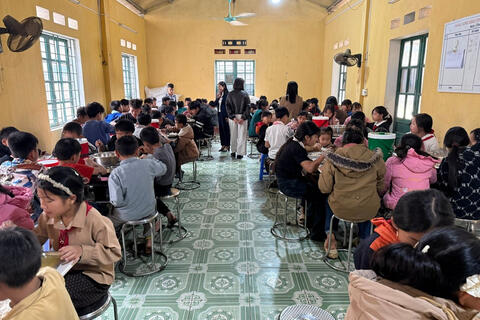 Thiếu thốn bán trú, học sinh Lào Cai mòn mỏi chờ trường nội trú