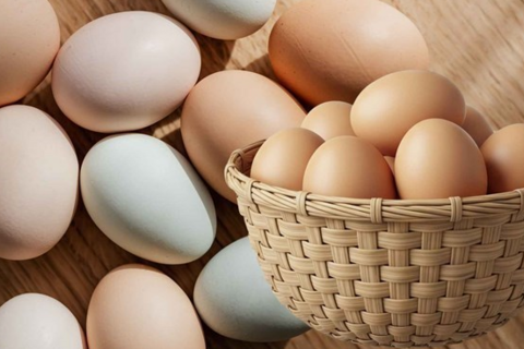 Chọn trứng đúng cách để đảm bảo dinh dưỡng và an toàn