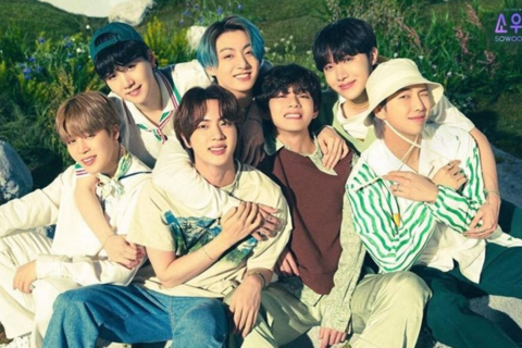 BTS chỉ có khoảng 25 người tham dự buổi họp fan đầu tiên