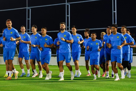 Malaysia mang loạt cầu thủ nhập tịch quyết đấu tuyển Việt Nam