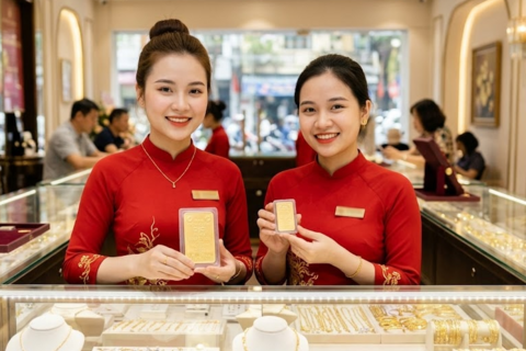 Giá vàng hôm nay 2/4: SJC, BTMC, DOJI, PNJ áp sát 177 triệu đồng/lượng