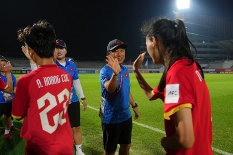 HLV Okiyama nói về khả năng đi tiếp của U20 nữ Việt Nam