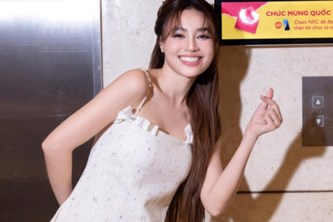 Ninh Dương Lan Ngọc và thời trang hè trẻ trung, gợi cảm