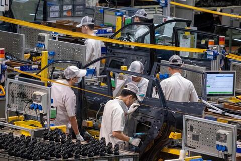 Moody’s giữ hạng A1, nâng triển vọng tín dụng Trung Quốc lên “ổn định”