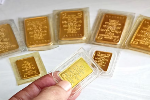 Giá vàng ngày 16/5: Tiếp tục lao dốc
