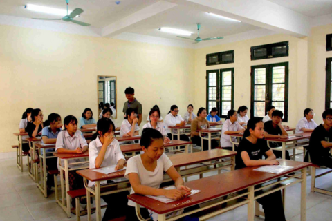Sáng nay, gần 43.000 thí sinh lớp 9 tại Hưng Yên bước vào môn thi đầu tiên