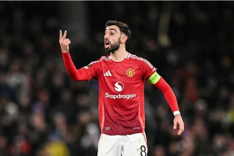 Bruno Fernandes xác lập kỷ lục kiến tạo tại Ngoại hạng Anh