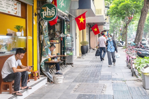 Quản lý vỉa hè Hà Nội: Cần tiếp cận bằng tư duy quản trị hiện đại