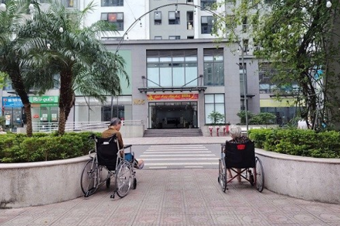 Lương hưu gần 20 triệu đồng, nhiều người già băn khoăn vào viện dưỡng lão