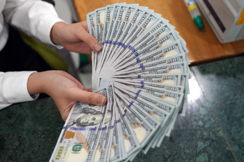 Tỷ giá ngày 11-6: USD tiếp tục tăng