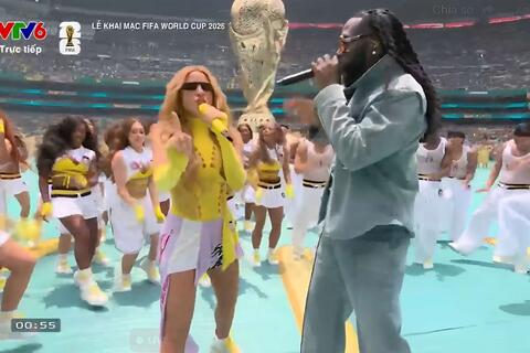 “Nữ hoàng World Cup” Shakira bùng nổ trong lễ khai mạc và những kỳ tích hiếm có