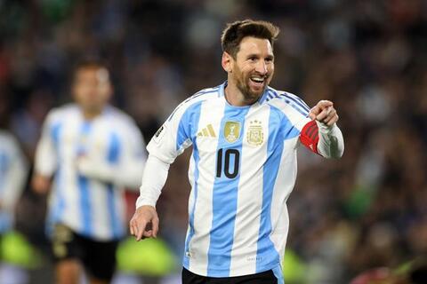 Messi cân bằng kỉ lục ghi bàn mọi thời đại tại World Cup