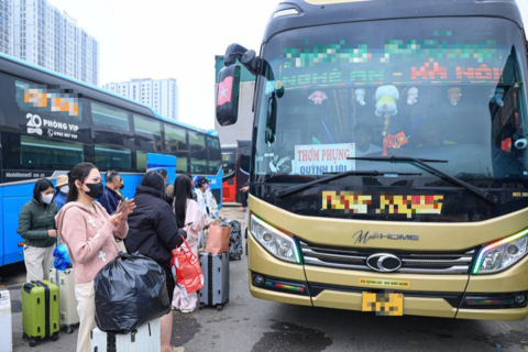 Xử nghiêm đầu cơ ngoại tệ, hạ giá cước vận tải khi giá xăng dầu giảm