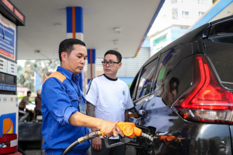 Xăng E10 có 'ăn xăng' như lời đồn?